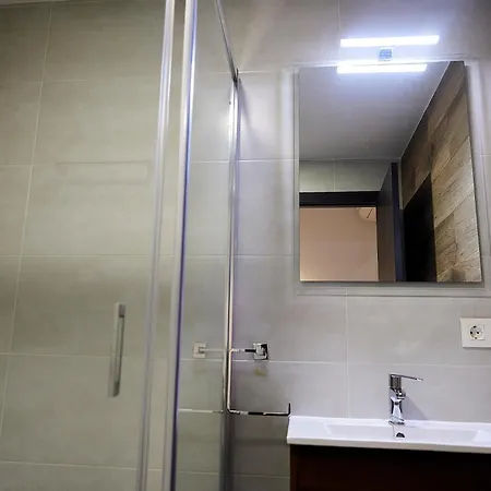 Artes 3- Private Sunny Terrace & 2 Baths Appartamento *